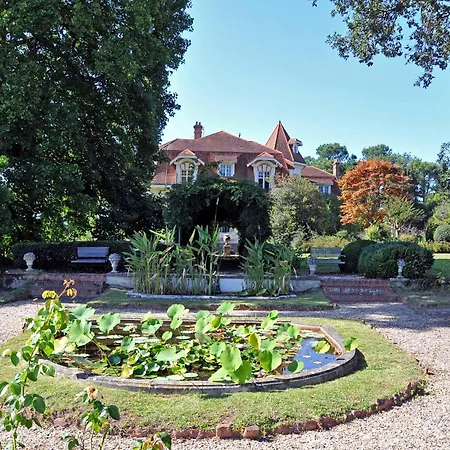 Chateau Du Clair De Lune - Boutique Luxury Biarritz