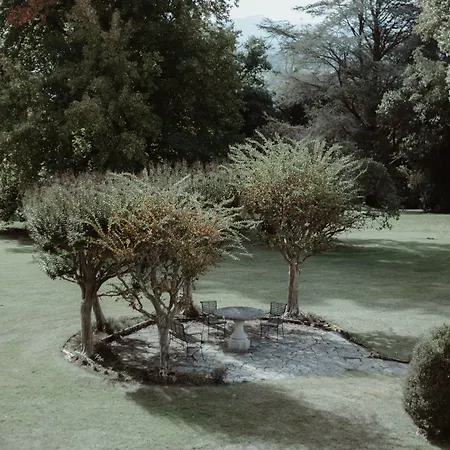 Chateau Du Clair De Lune - Boutique Luxury