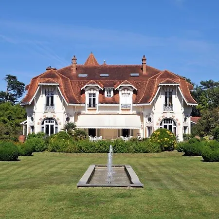 Chateau Du Clair De Lune - Boutique Luxury Szálloda 4*