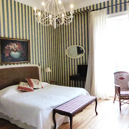 Chateau Du Clair De Lune - Boutique Luxury 4* Biarritz