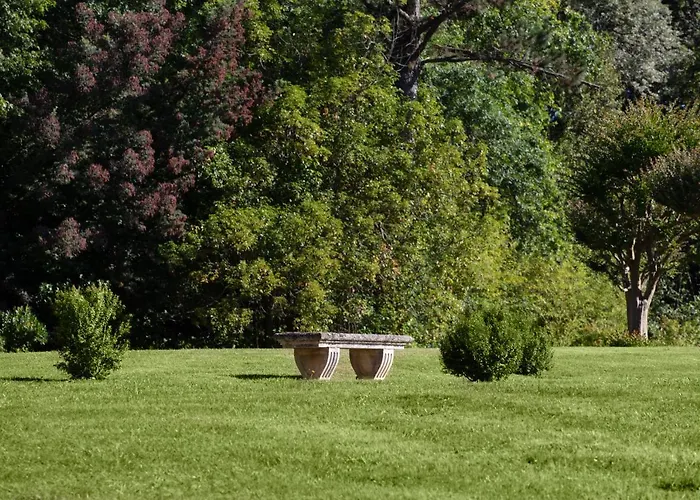 Chateau Du Clair De Lune - Boutique Luxury