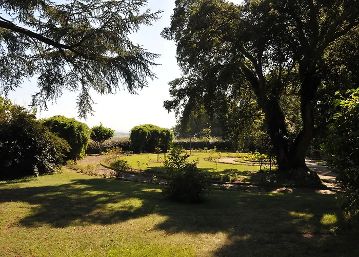 Hotel Chateau Du Clair De Lune - Boutique Luxury Biarriz