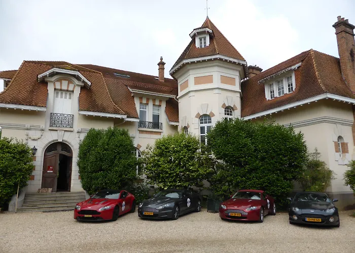 Chateau Du Clair De Lune - Boutique Luxury Hotel Biarriz