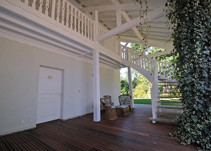 Chateau Du Clair De Lune - Boutique Luxury Hotel Biarritz