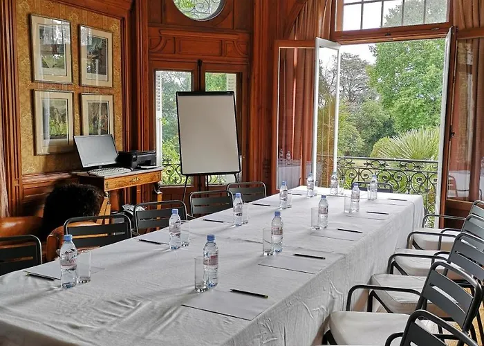 Chateau Du Clair De Lune - Boutique Luxury 4* Biarriz