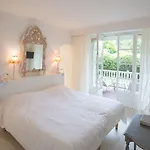 Hotel Chateau Du Clair De Lune - Boutique Luxury 4*