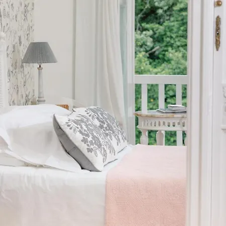 Chateau Du Clair De Lune - Boutique Luxury Hotel 4*