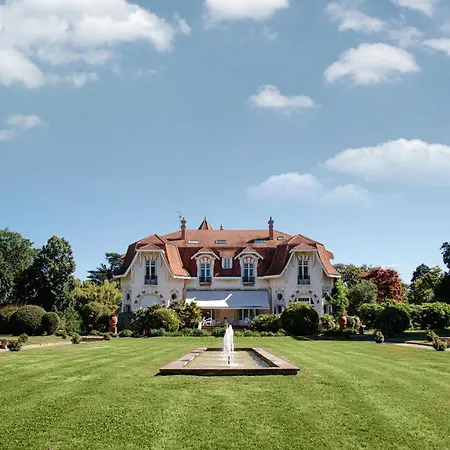 Chateau Du Clair De Lune - Boutique Luxury Hotel Biarritz