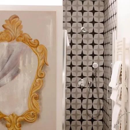 Chateau Du Clair De Lune - Boutique Luxury 4*