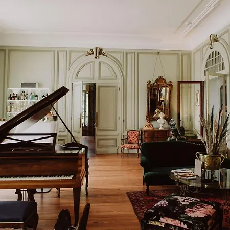 Chateau Du Clair De Lune - Boutique Luxury 4* Biarritz