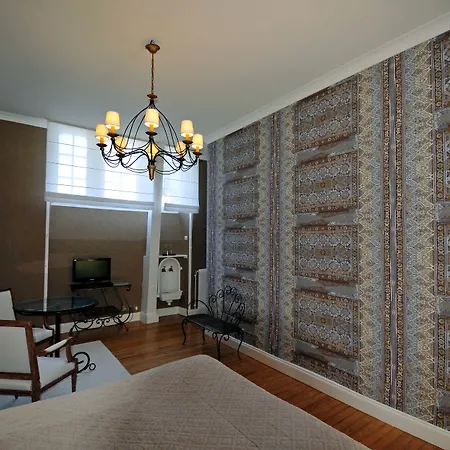 Otel Chateau Du Clair De Lune - Boutique Luxury Biarritz