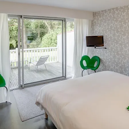 Hotel Chateau Du Clair De Lune - Boutique Luxury