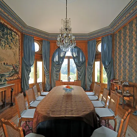 Chateau Du Clair De Lune - Boutique Luxury