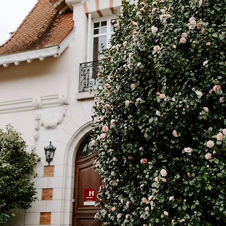 Chateau Du Clair De Lune - Boutique Luxury Hotel Biarritz