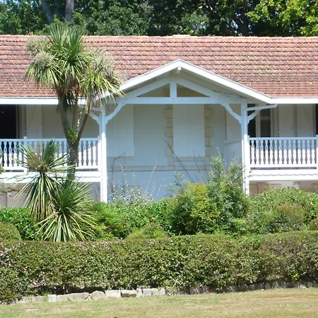 Otel Chateau Du Clair De Lune - Boutique Luxury