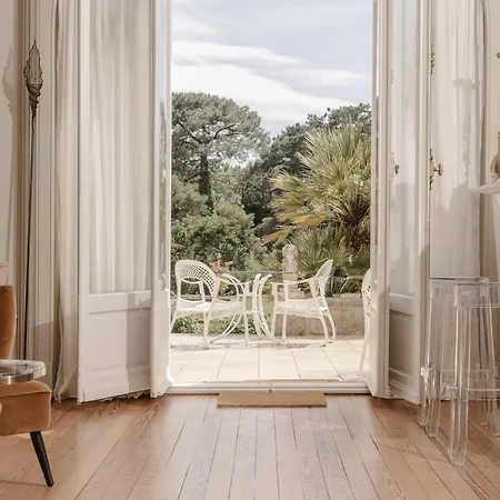 Château Du Clair De Lune - Les Collectionneurs 4*
