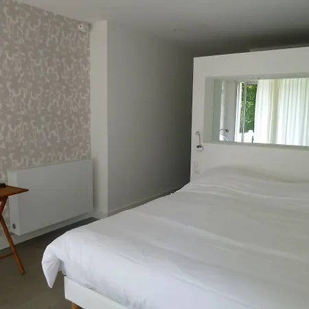 Chateau Du Clair De Lune - Boutique Luxury Hotel Biarritz