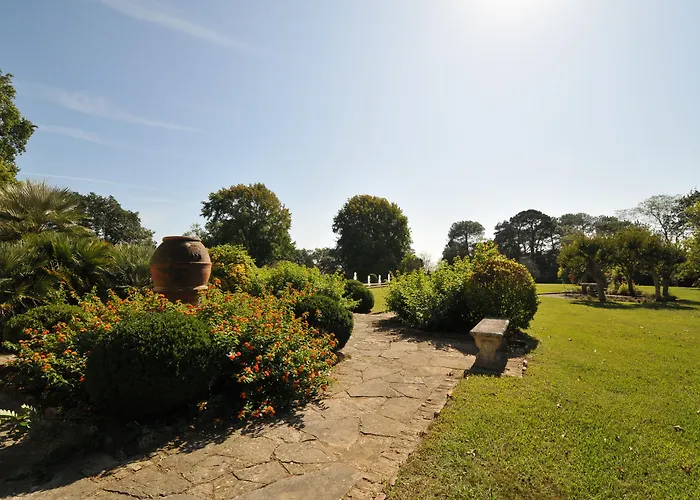 Château Du Clair De Lune - Les Collectionneurs Hotel