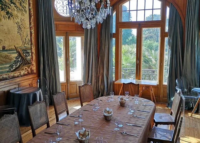 Chateau Du Clair De Lune - Boutique Luxury Hotell